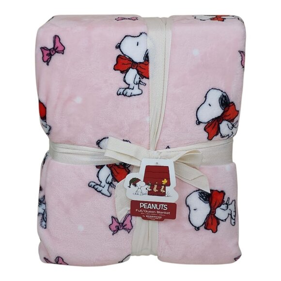 Peanuts Snoopy Full/Queen Plush Blanket 90"x90" Berkshire Pink With Bow Pattern - Picture 8 of 8